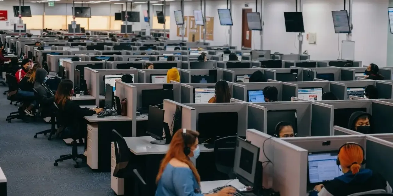 Home Credit agents at work