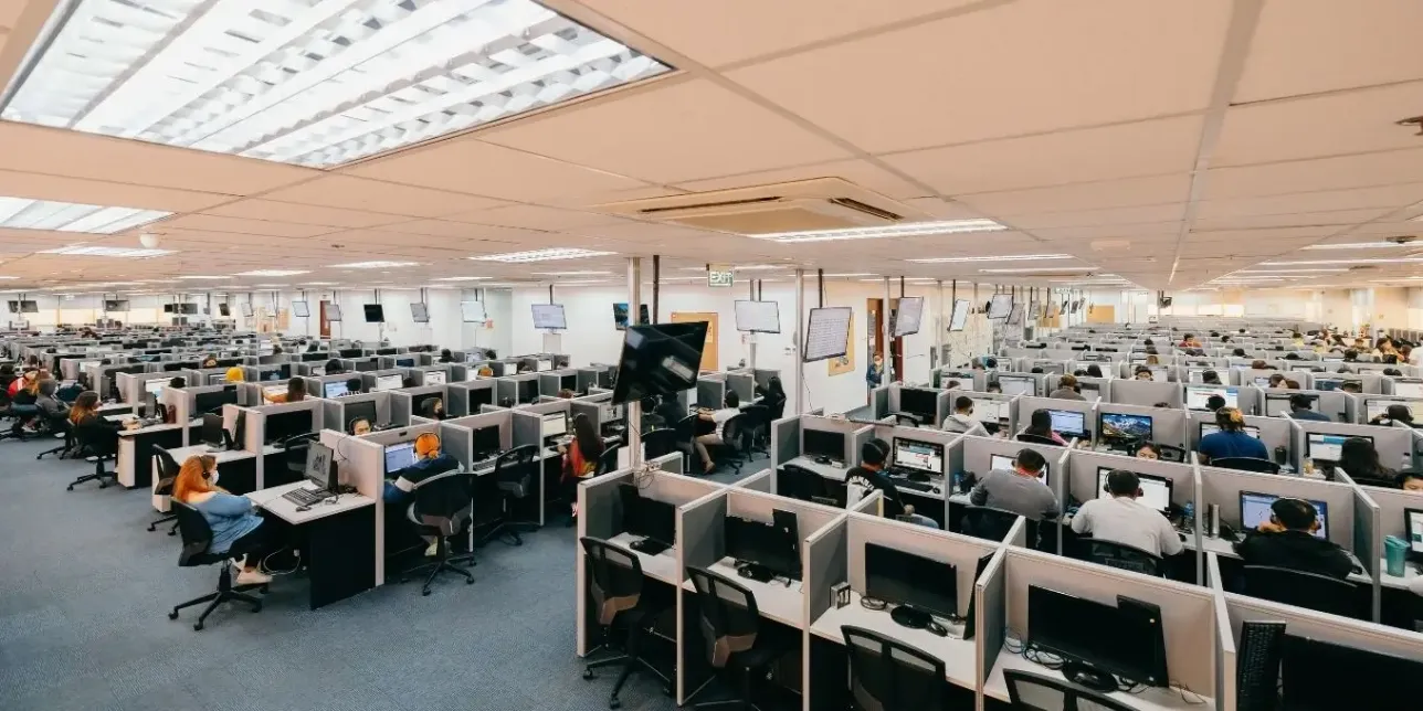 Home Credit agents at work